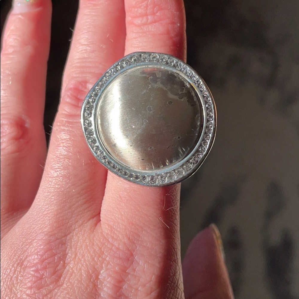 Crystal Ring - Picture 3 of 5